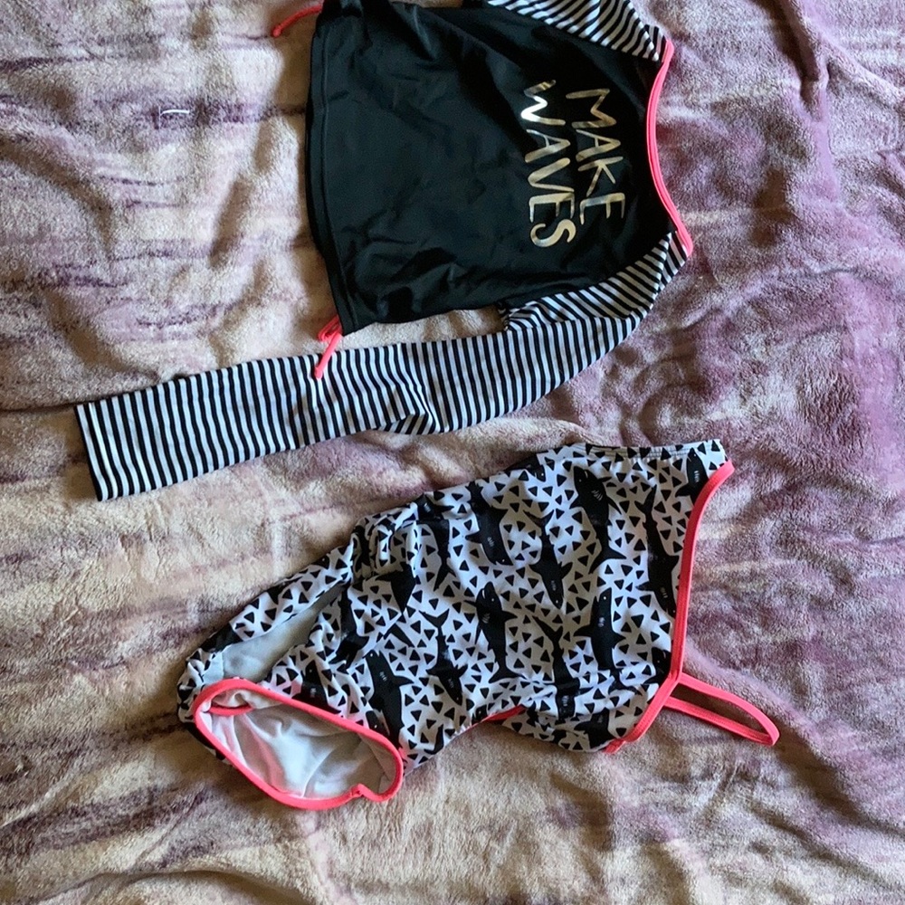 swimsuit one pice with swim top detached